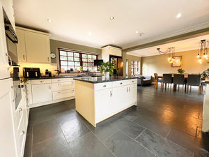 Photo 8- click for photo gallery